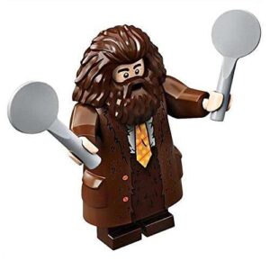 LEGO Harry Potter Rubeus Hagrid Yellow Tie Minifigure from 75958 - Image 1
