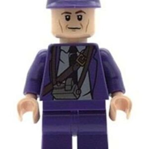 LEGO Harry Potter: Stan Shunpike (Knight Bus Conductor Uniform) Minifigure - Image 1