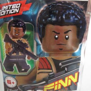 LEGO Star Wars Finn Minifigure with Mega Blaster Foil Pack Set 911834 - Image 1