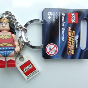 LEGO Super Heroes: Wonder Woman keyring / keychain - Image 1