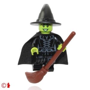 LEGO Wicked Witch with Broom Minifigure - Image 3