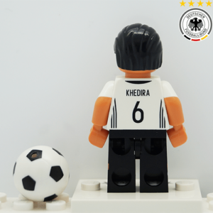 LEGO DFB German Football Team Sami Khedira Minifigure 71014 - Image 2