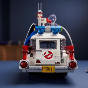 LEGO Creator Expert Ghostbusters ECTO-1 Set 10274 - Image 13