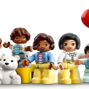 LEGO DUPLO Amusement Park Fairground Set 10956 - Image 4