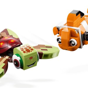 LEGO Disney Duos 100th Anniversary Celebration Display Set 43226 - Image 5