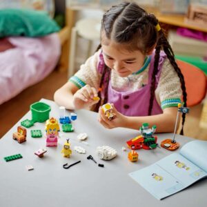 LEGO Super Mario Adventures with Interactive LEGO Peach 71441 - Image 7