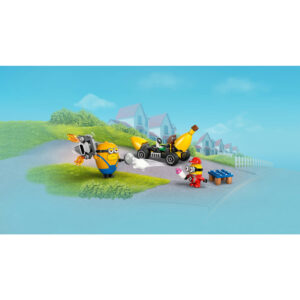 LEGO Despicable Me 4 Minions and Banana Car Toy 75580 - Image 4