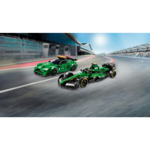 LEGO Speed Champions Aston Martin Safety Car & AMR23 76925 - Image 3