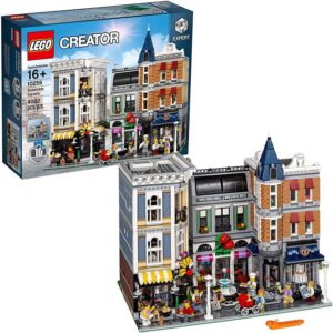 LEGO Creator Expert Assembly Square 10255 (Damaged Box) - Image 1