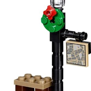 LEGO Christmas Travel On The Train Set 40262 (Damaged Box) - Image 6