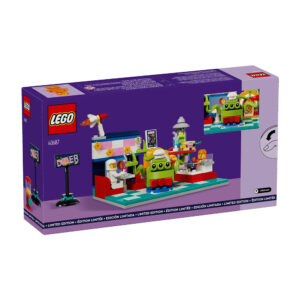 LEGO City Space Alien Space Diner Promotional Set 40687 - Image 5
