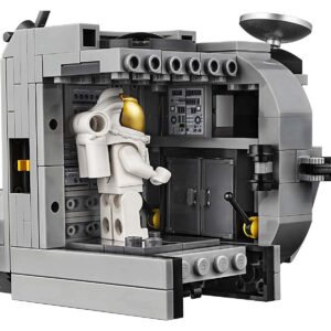LEGO Creator NASA Apollo 11 Lunar Lander Set 10266 - Image 8