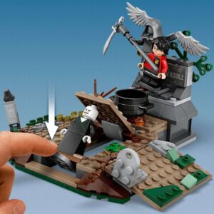 LEGO Harry Potter The Rise of Voldemort Set 75965 - Image 4