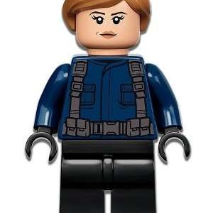 LEGO Jurassic World Guard Female Minifigure from 76951 - Image 1